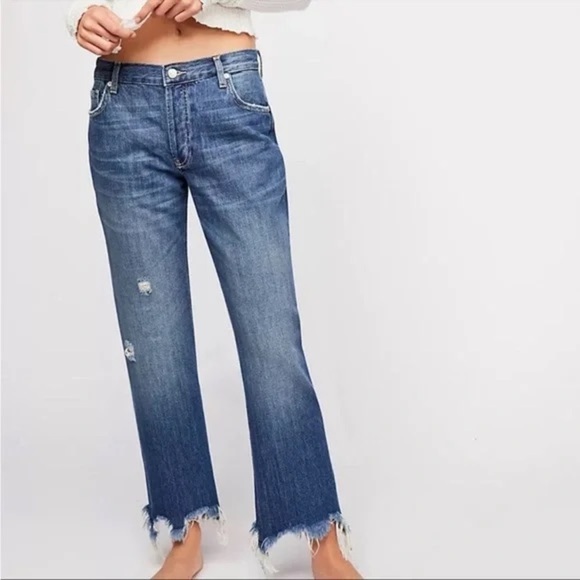 We The Free Free People Raw Edge Frayed Distressed Straight Jeans Size 29 - Picture 1 of 7